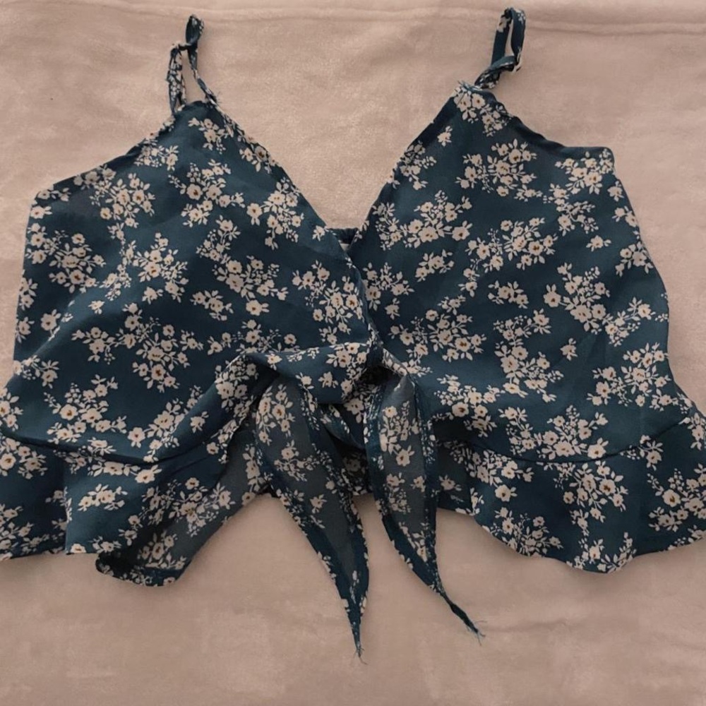 Floral tie blouse